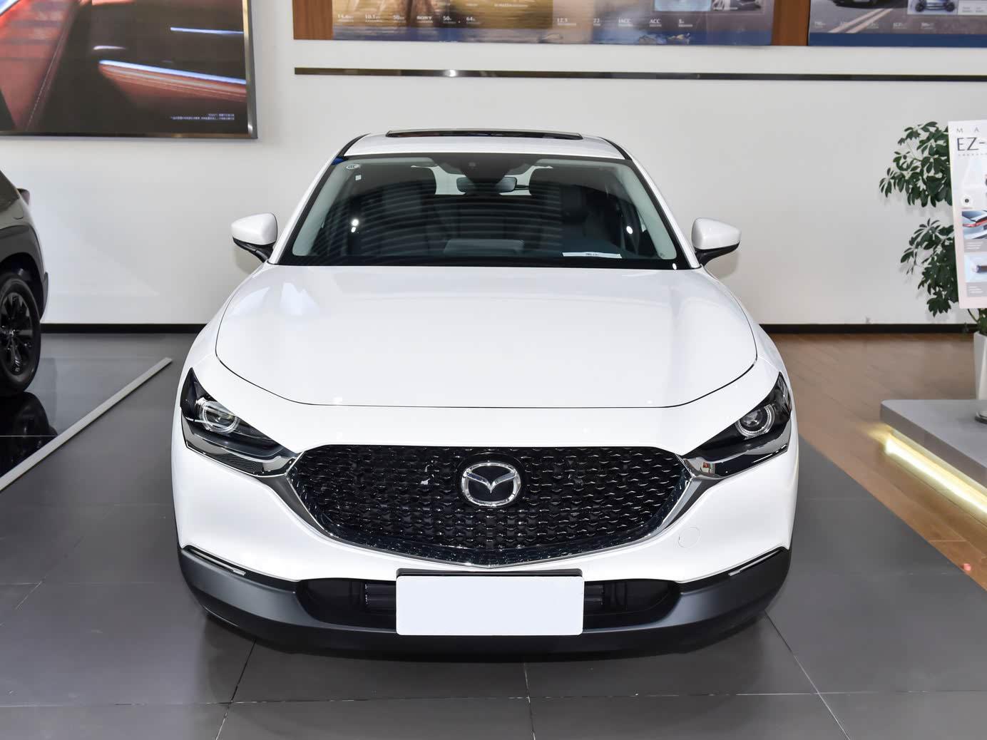 Mazda CX-30, 2025