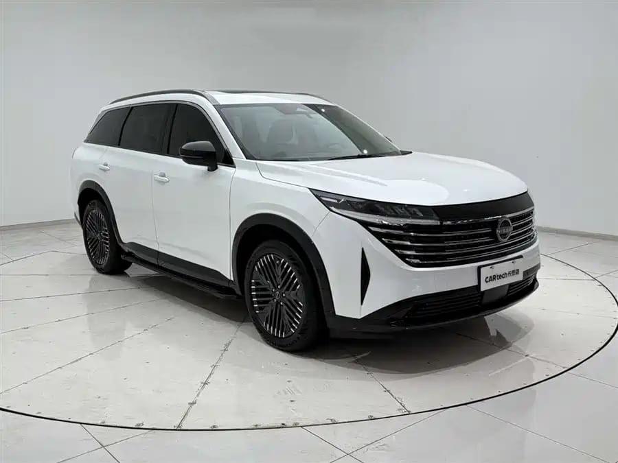 Nissan Pathfinder, 2025