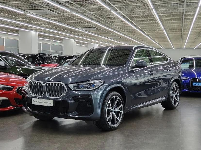 Купить BMW X6 2022 года с пробегом новый