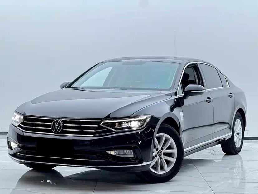 Купить Volkswagen Magotan 2022 года с пробегом бу