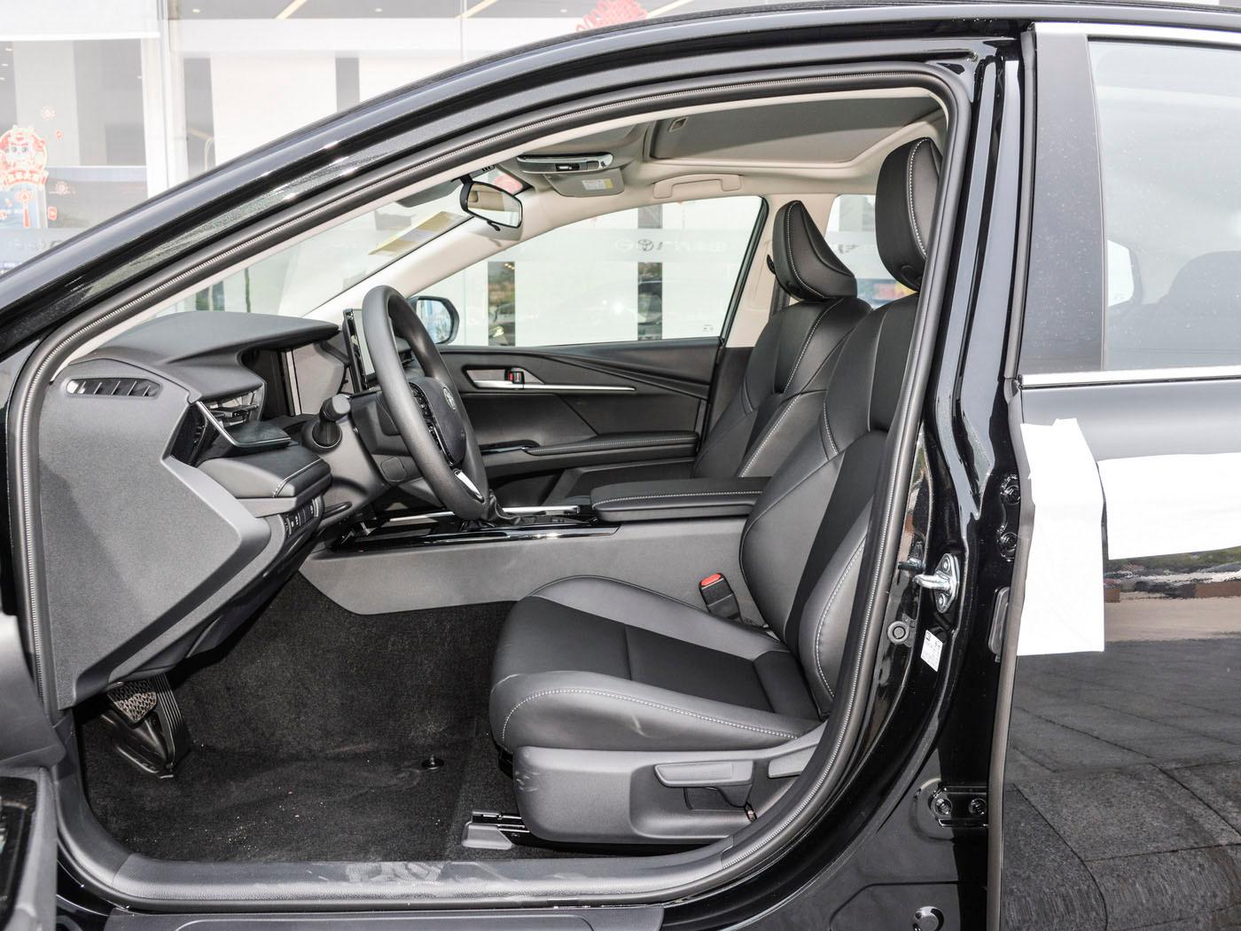 Toyota Camry, 2025