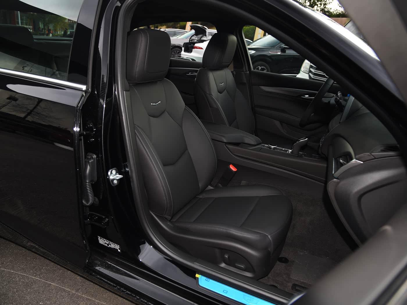 Cadillac CT5, 2025