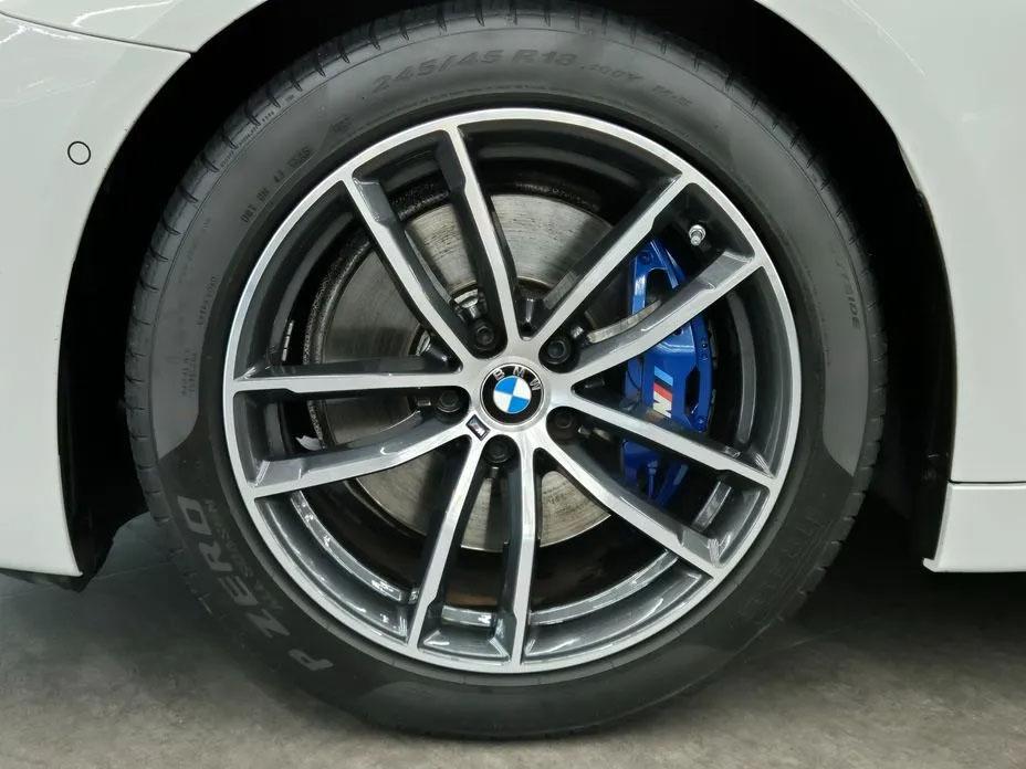 BMW 520i, 2022
