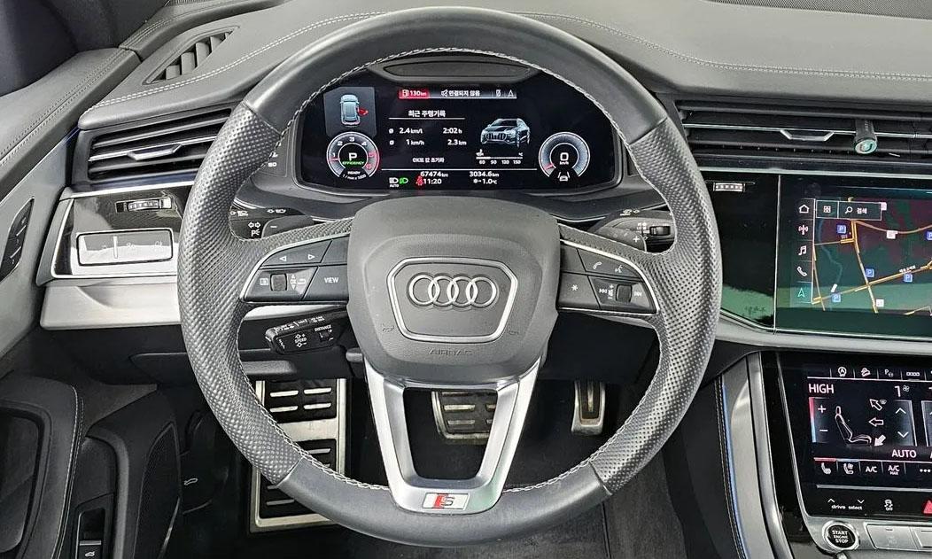 Audi Q8, 2021