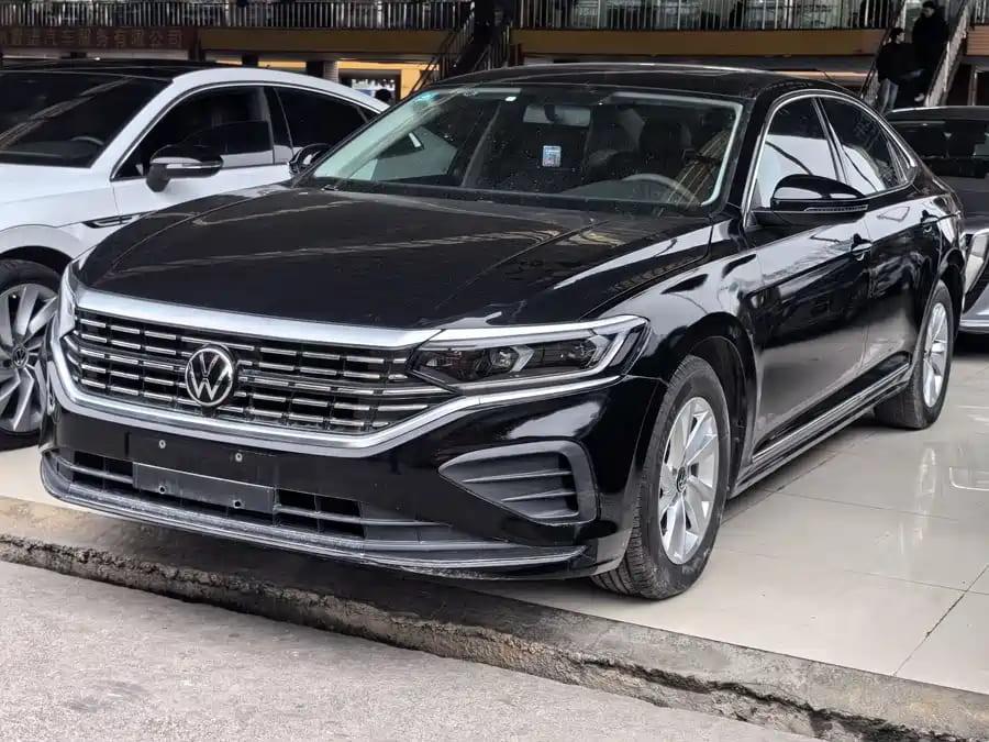 Volkswagen Passat, 2022