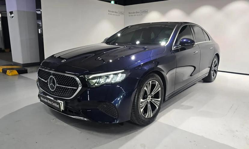 Купить Mercedes-Benz E200 2024 года с пробегом бу