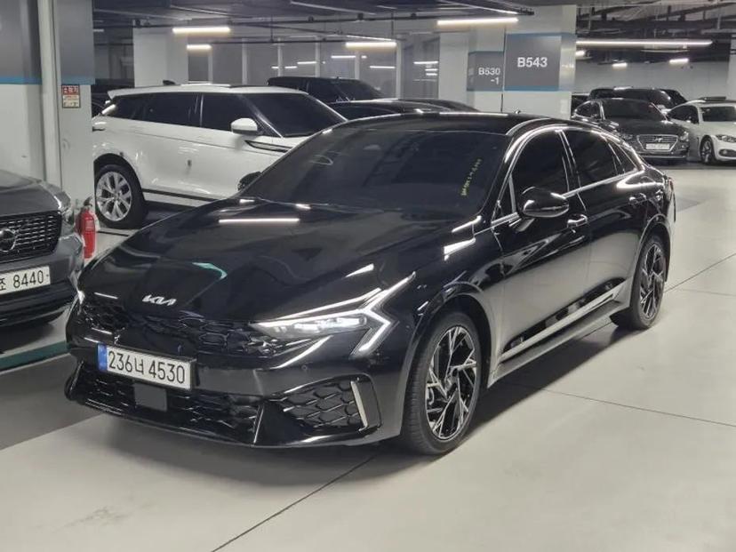 Купить Kia K5 2025 года с пробегом бу