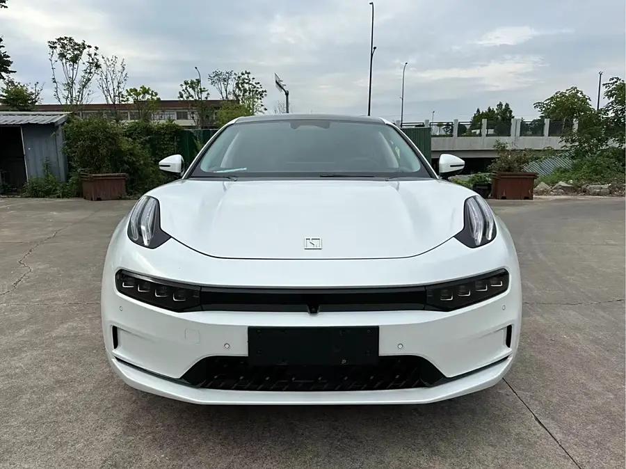 Zeekr 001, 2022