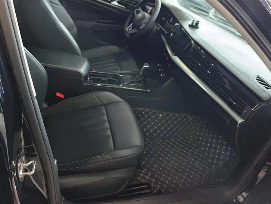 Volkswagen Passat, 2022