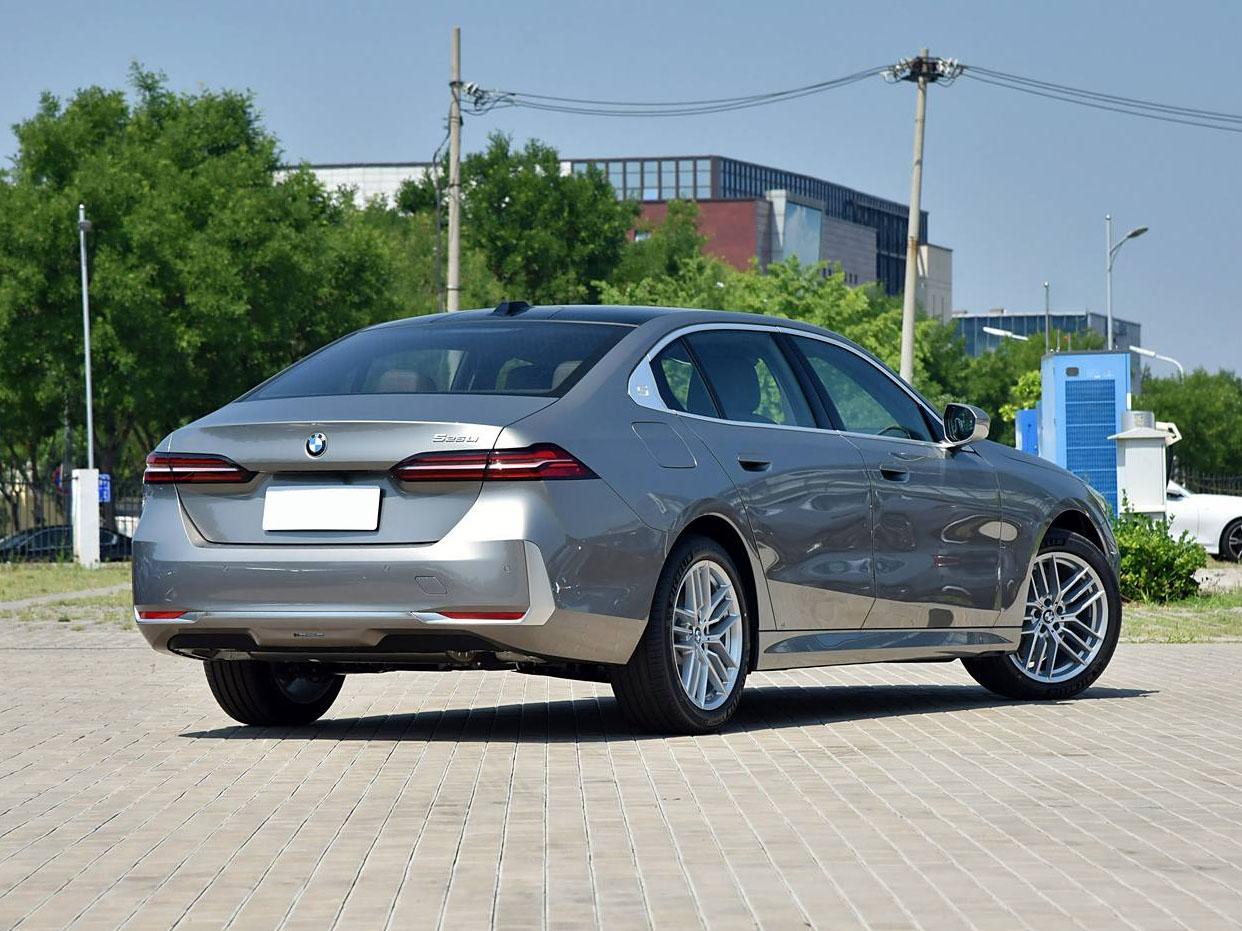 BMW 525Li, 2024