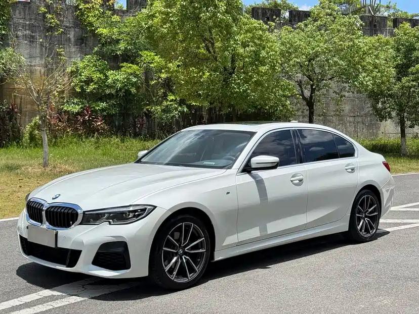 Купить BMW 320Li 2022 года с пробегом бу