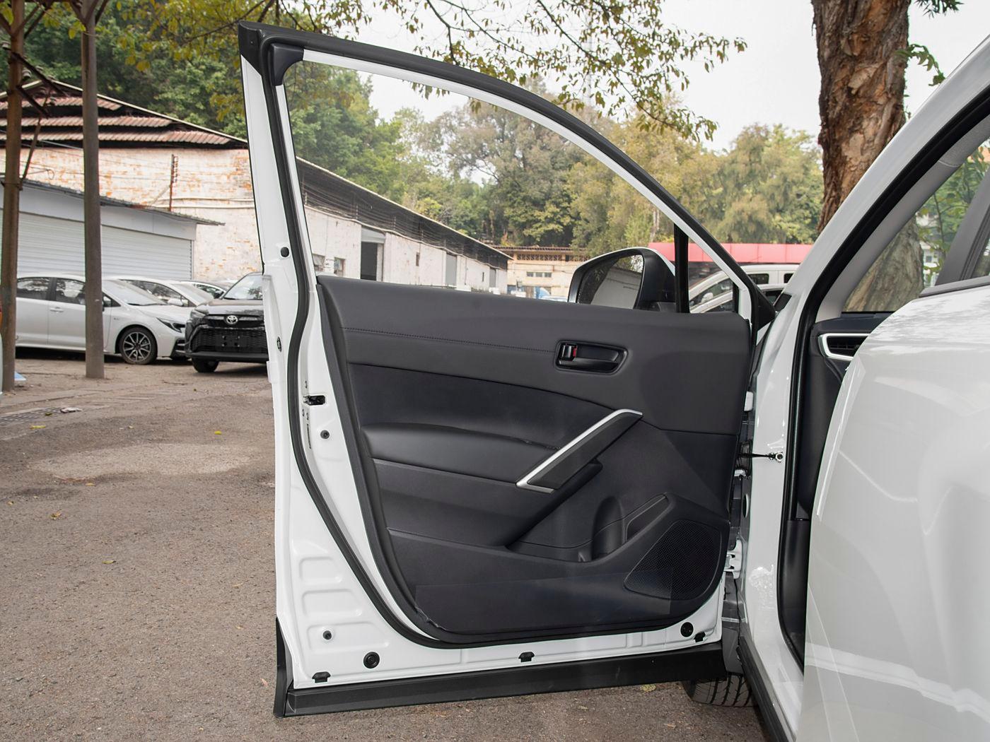 Toyota Frontlander, 2025