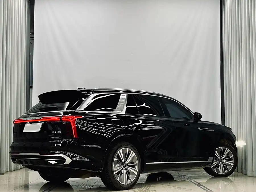 Hongqi E-HS9, 2023