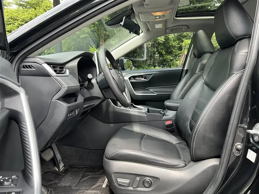 Toyota RAV4, 2021