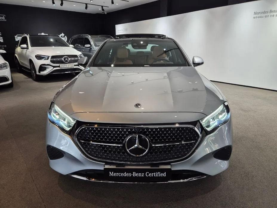 Mercedes-Benz E200, 2024