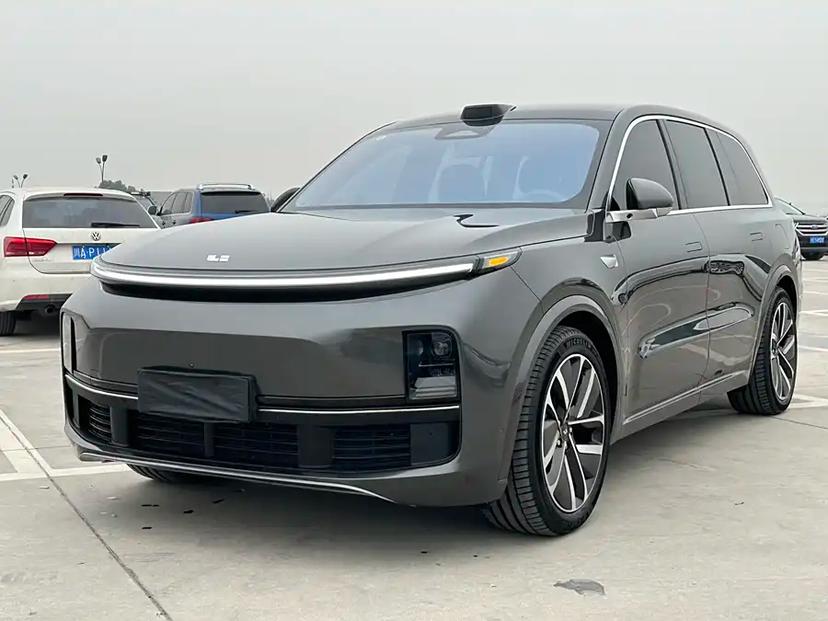 Купить Li L9 2023 года с пробегом новый