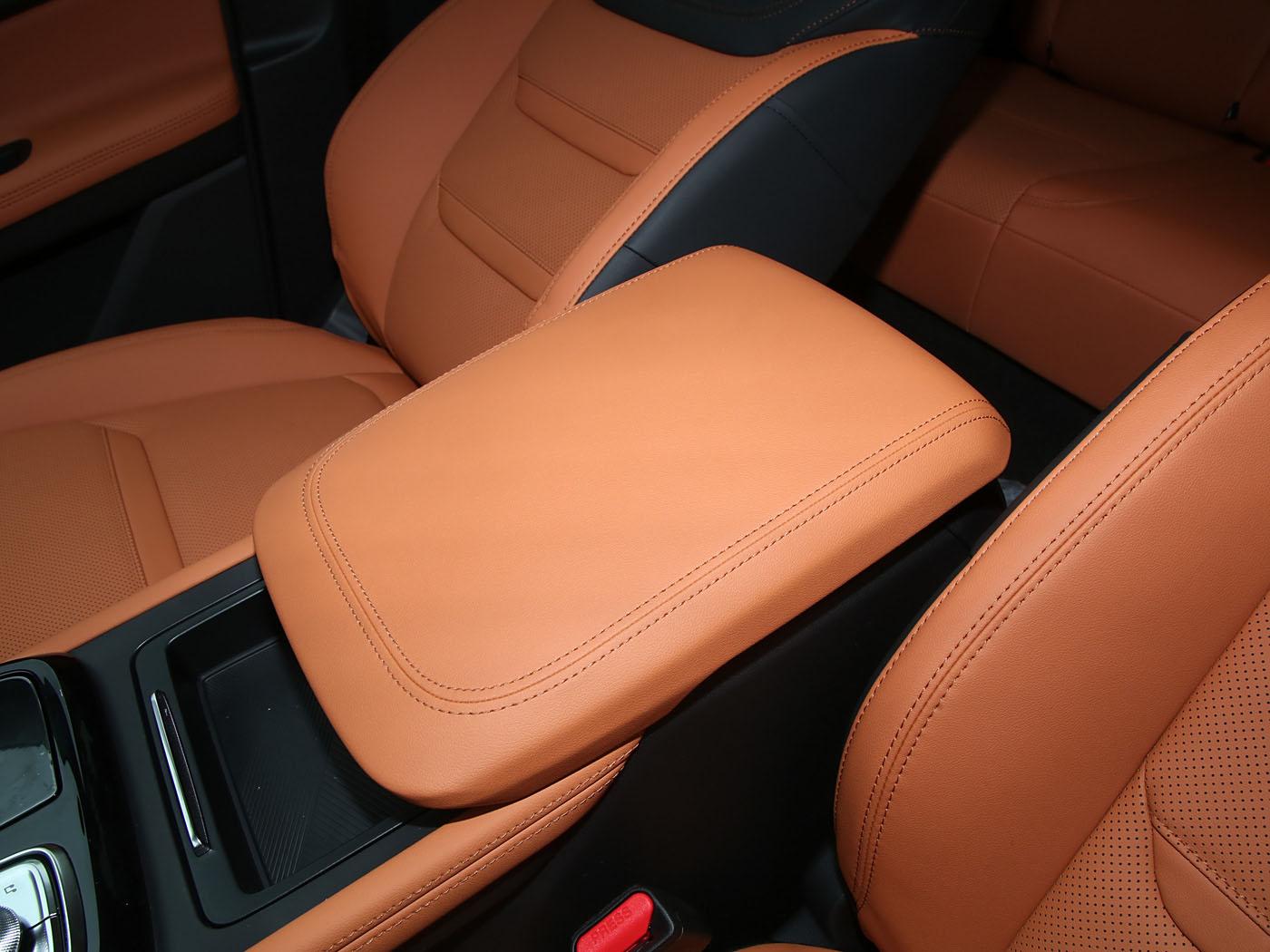 Ford Equator Sport, 2025