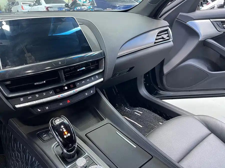 Cadillac CT5, 2022