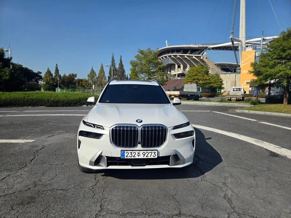 BMW X7, 2025