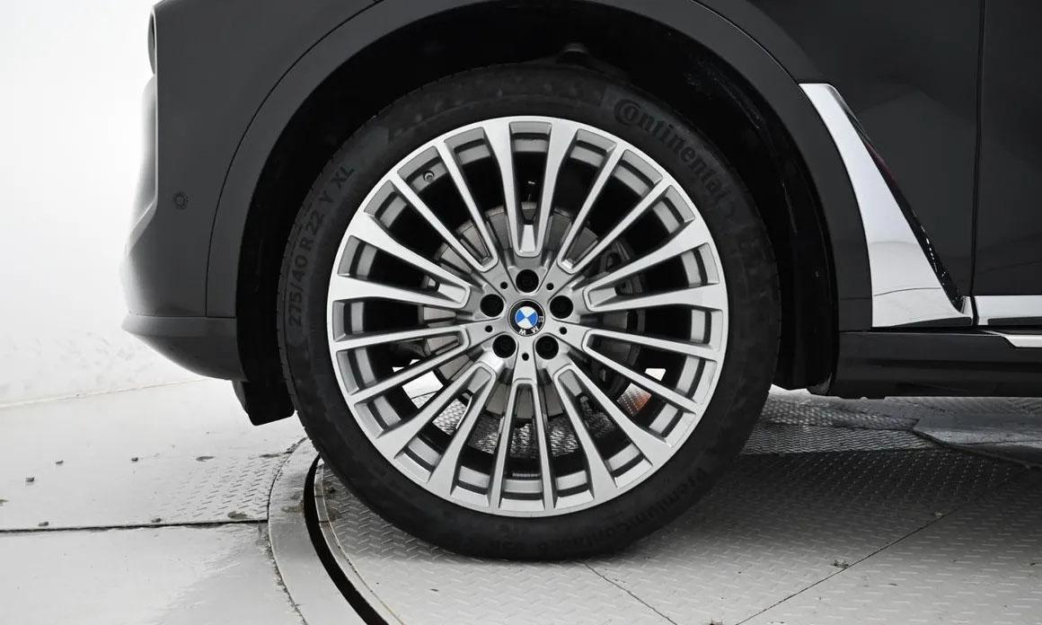 BMW X7, 2023
