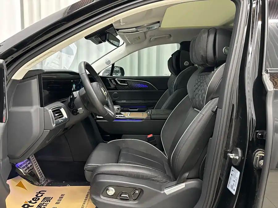 Hongqi E-HS9, 2023
