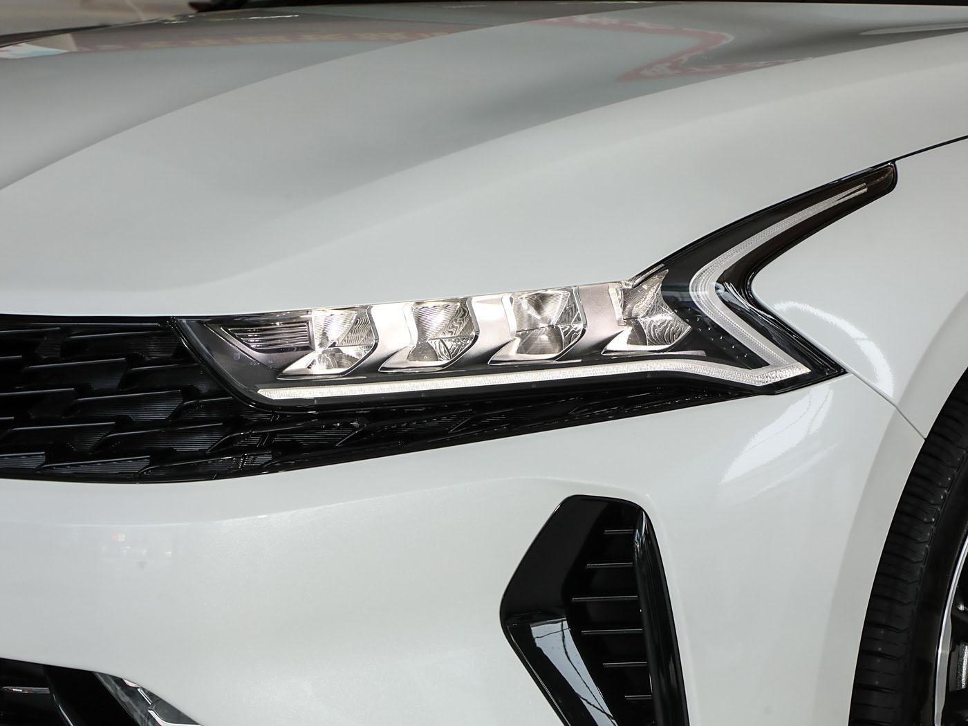 Kia K5, 2025