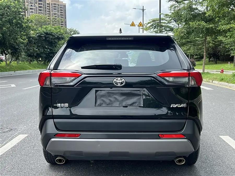 Toyota RAV4, 2021
