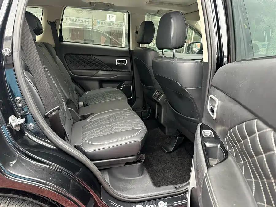 Mitsubishi Outlander, 2021