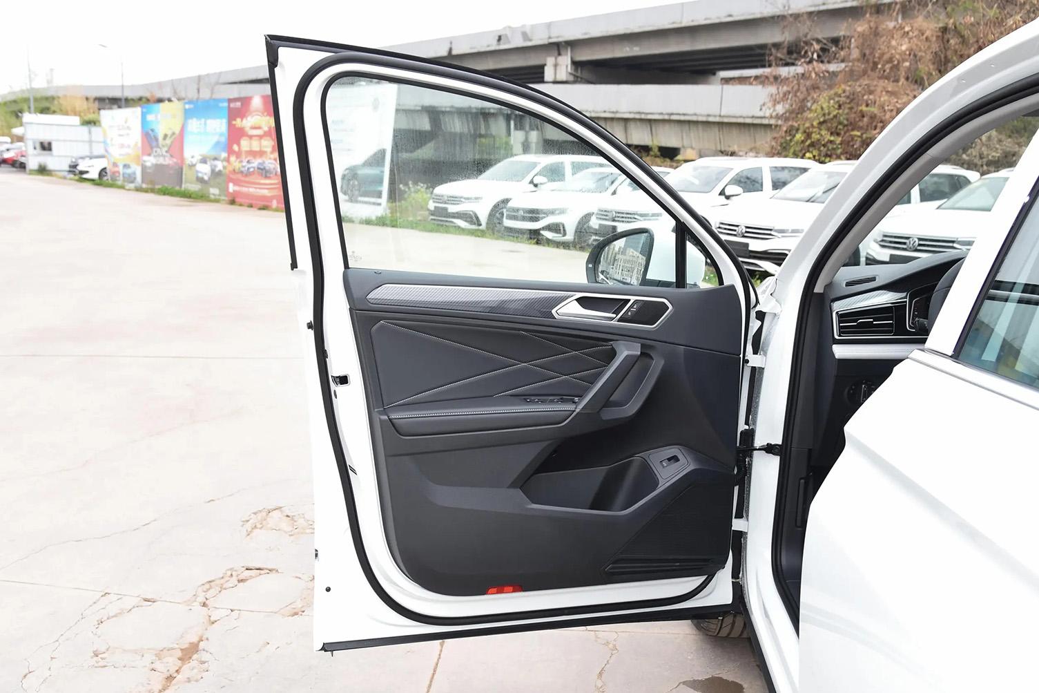 Volkswagen Tiguan L, 2025