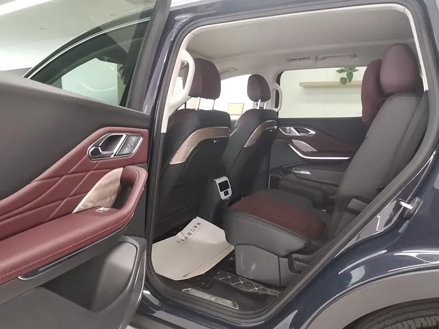 Hongqi HS7, 2023
