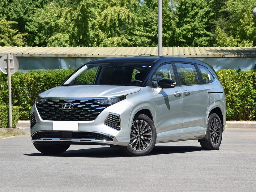 Купить Hyundai Custo 2025 года с пробегом бу