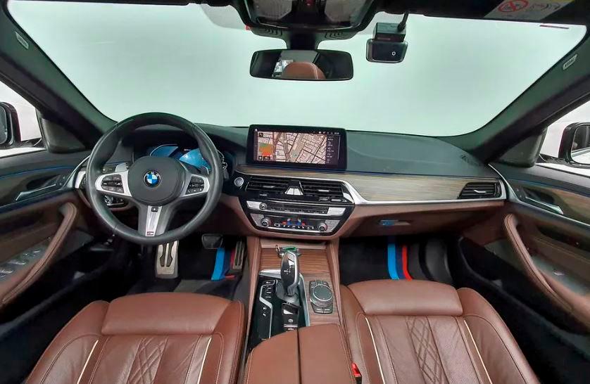 BMW 530e M Sport, 2020