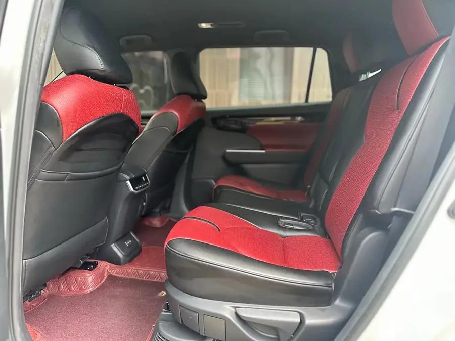 Toyota Crown Kluger, 2021
