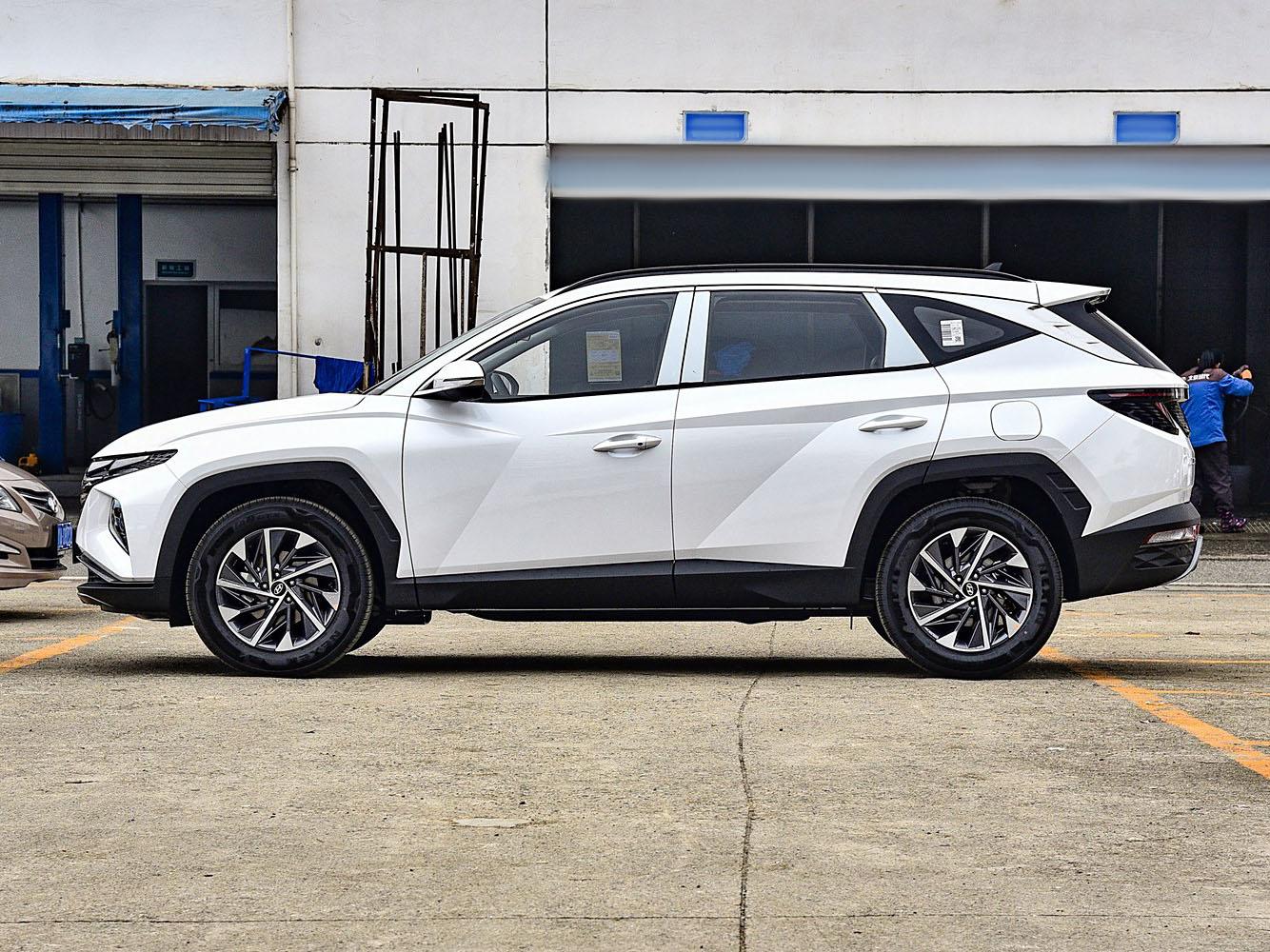 Hyundai Tucson L, 2025