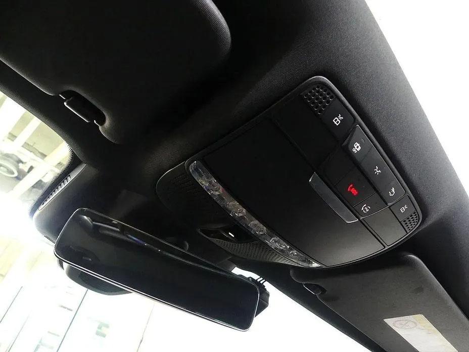 Mercedes-Benz E250, 2022