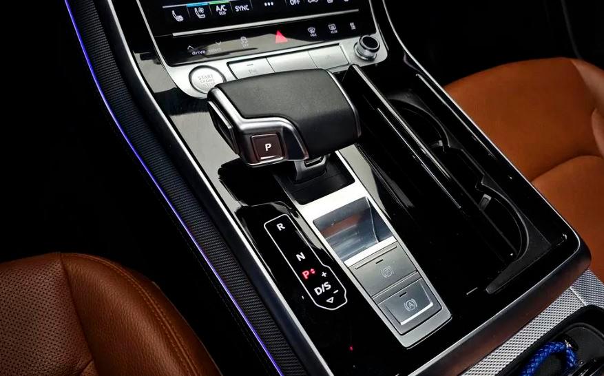 Audi Q8, 2020