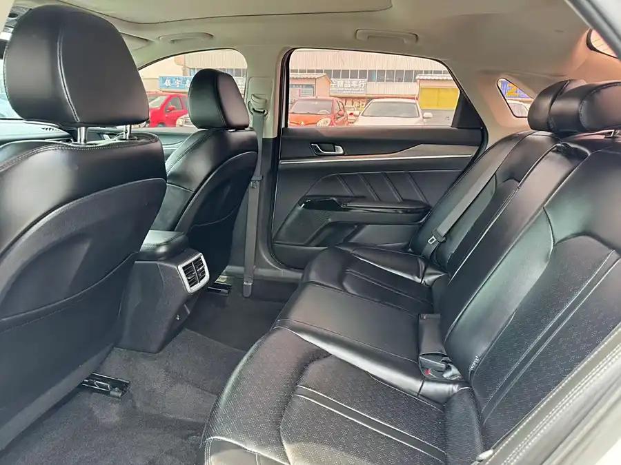 Kia K5, 2020
