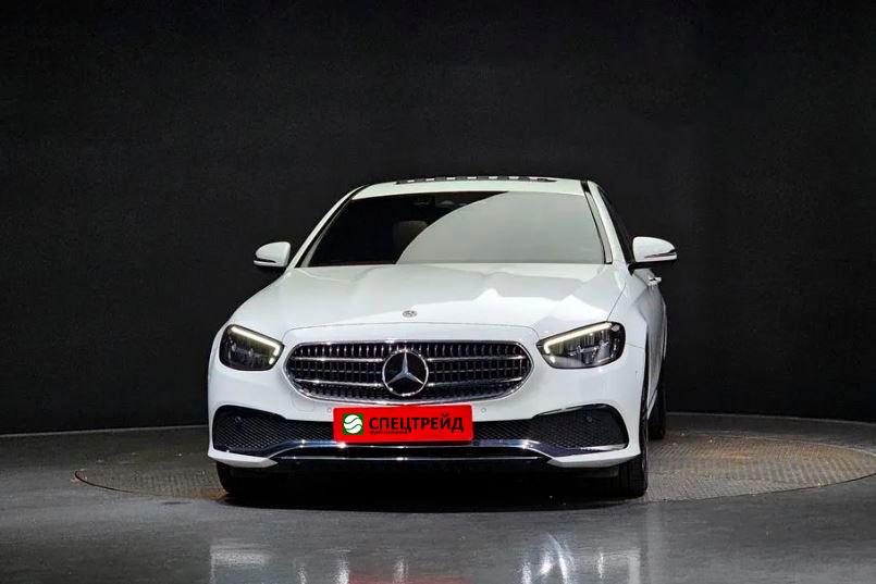 Mercedes-Benz E250, 2021
