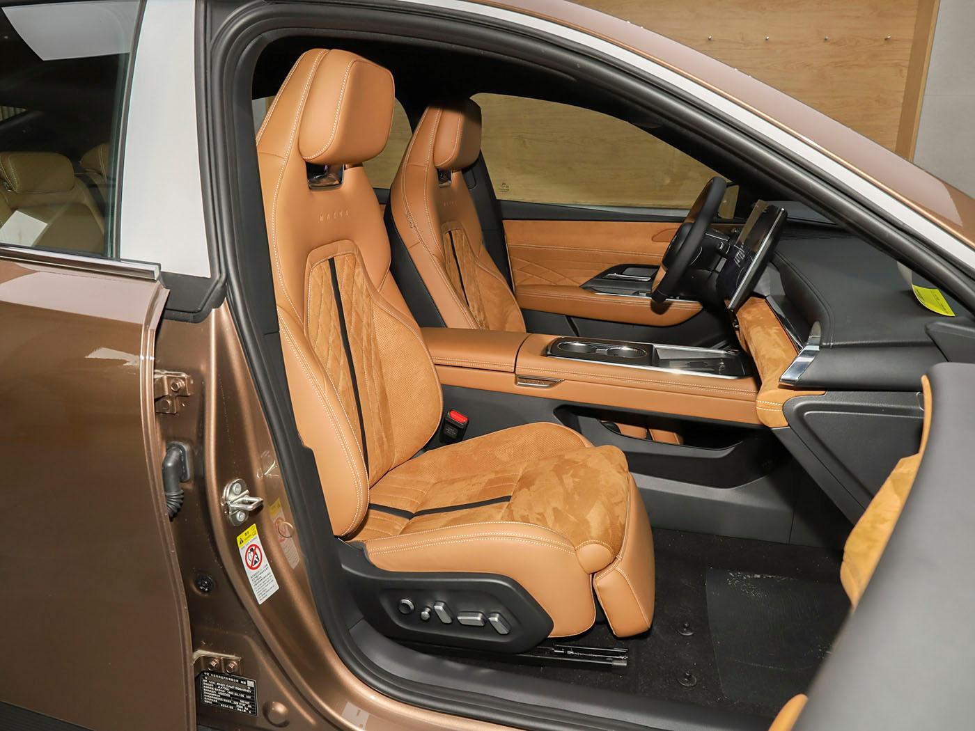 Mazda EZ-6, 2025