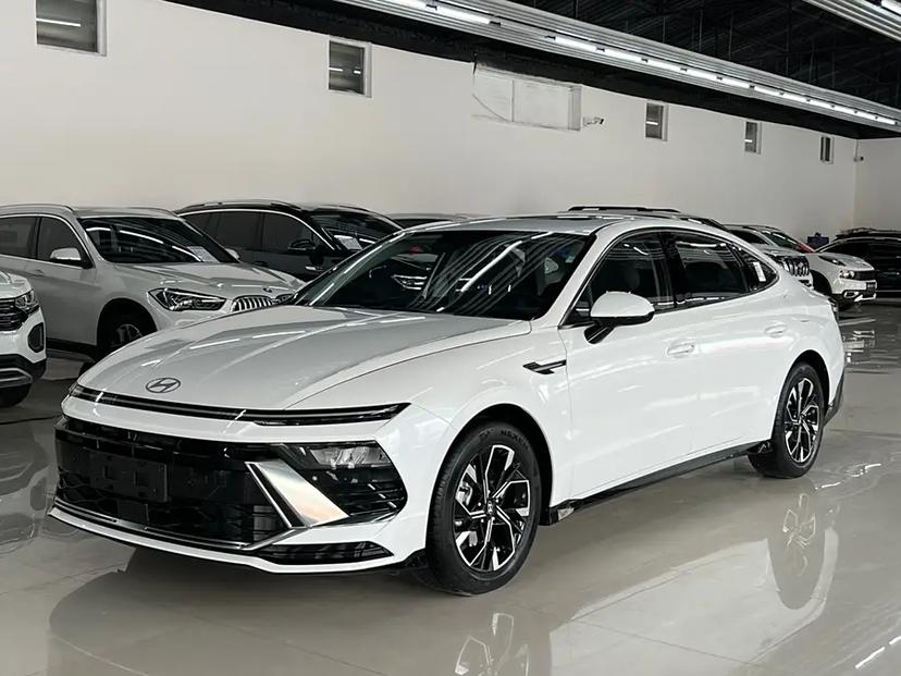 Купить Hyundai Sonata 2024 года с пробегом бу