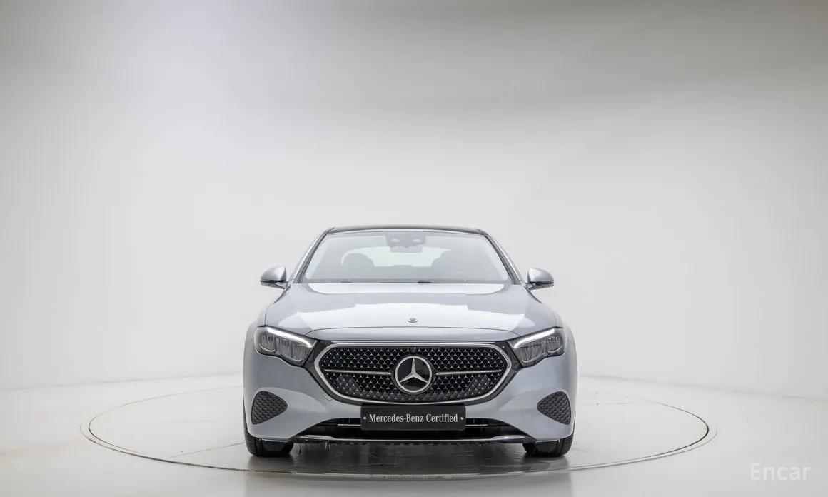 Mercedes-Benz E200, 2025