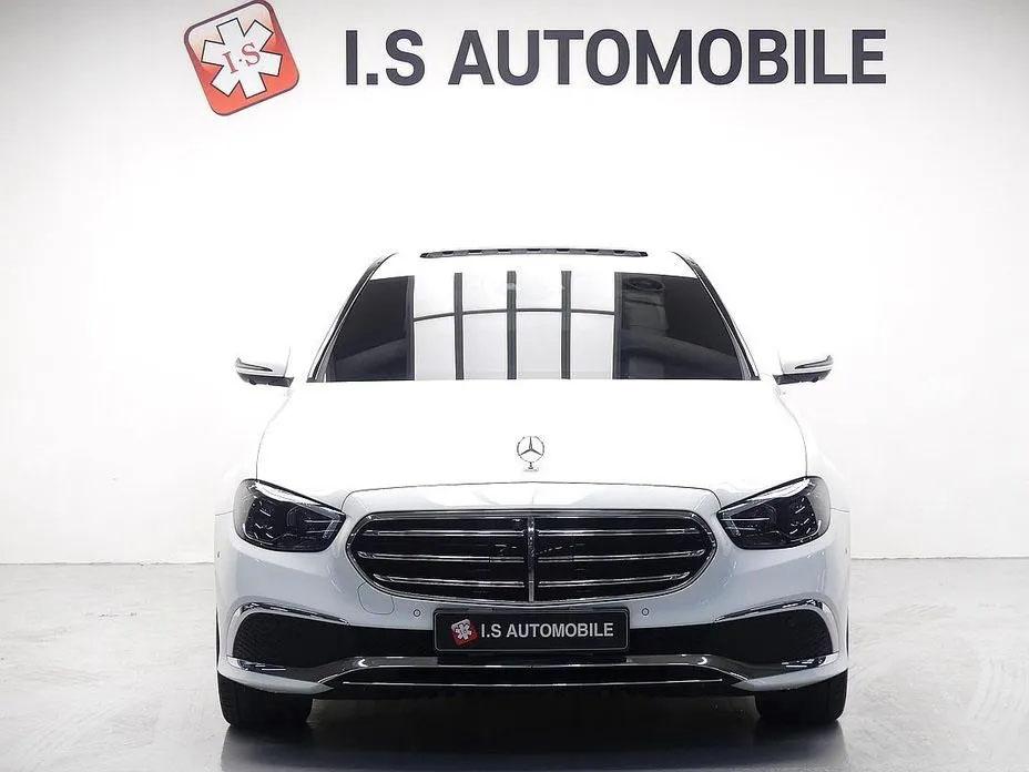 Mercedes-Benz E250, 2022