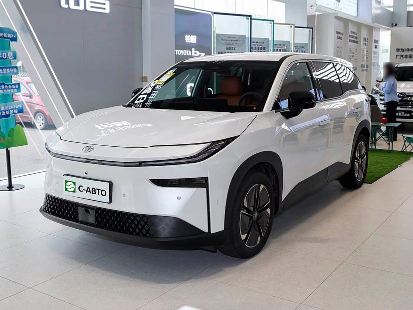 Купить Toyota bZ3X 2026 года с пробегом бу