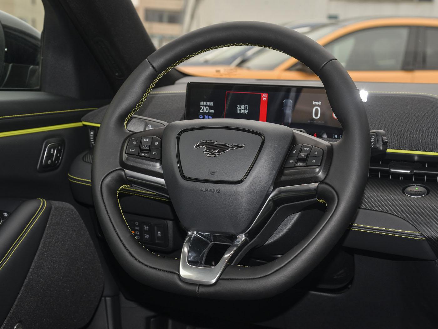 Ford Mustang Mach-E, 2024