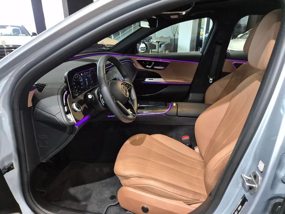 Mercedes-Benz E200, 2024