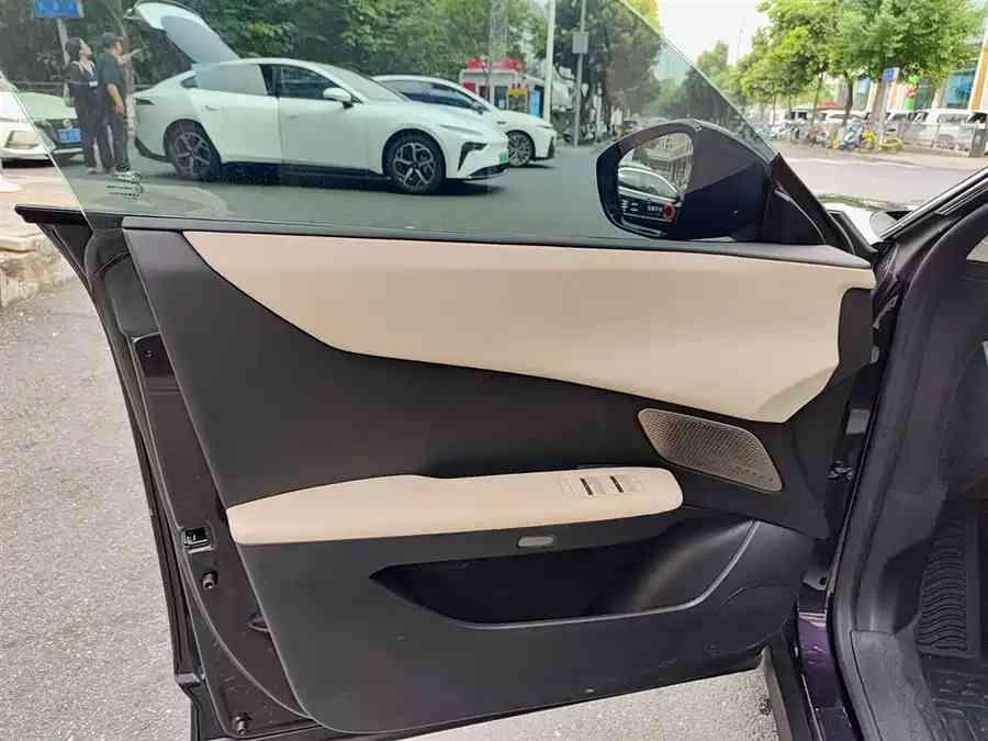 Mazda EZ-60, 2025
