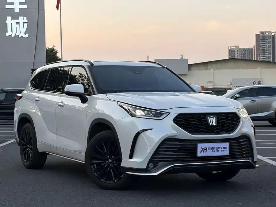 Toyota Crown Kluger, 2025
