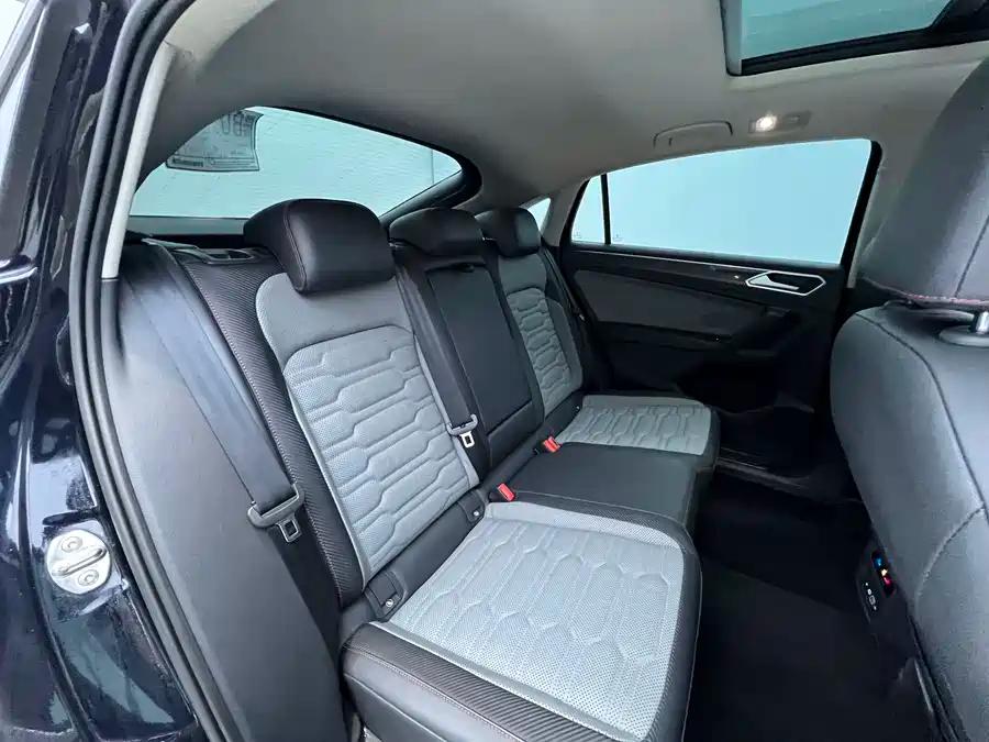 Volkswagen Tiguan X, 2021