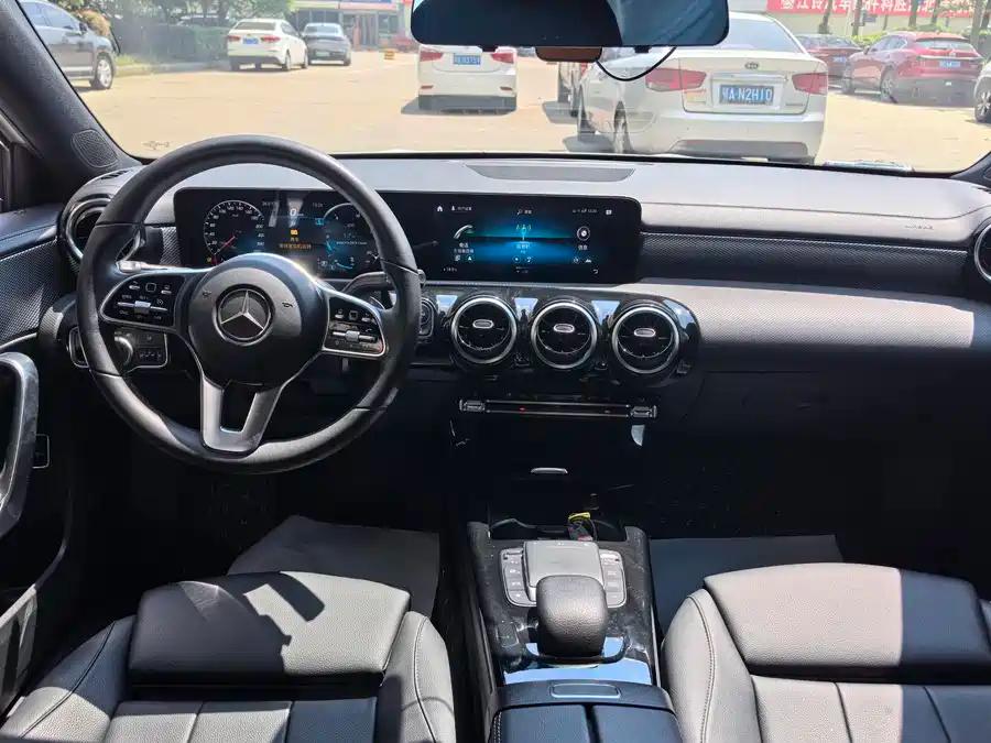 Mercedes-Benz A180L, 2021