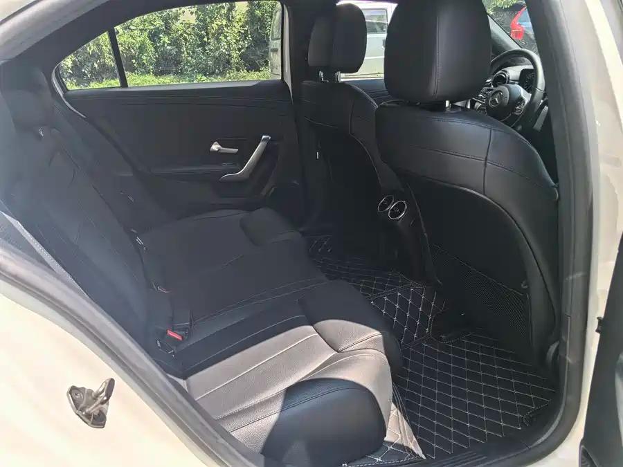 Mercedes-Benz A180L, 2021